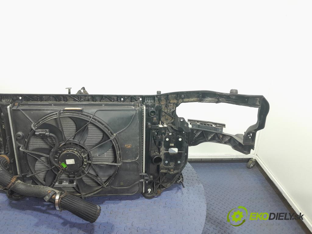 Kia Carens 2007 výztuha Čelní / stěna Přední 01