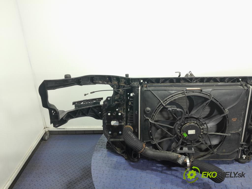 Kia Carens 2007 výztuha Čelní / stěna Přední 01