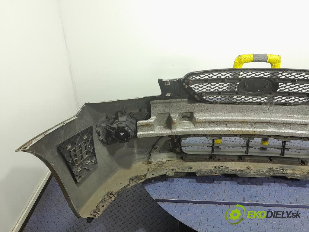 Kia Carens 2007 nárazník před 01
