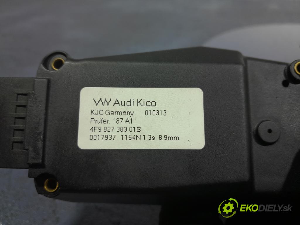 Audi A6 2013 zámek Klapky: kufr 4F9827383