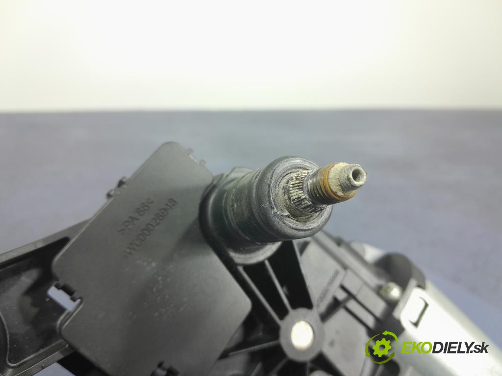 Audi A6 2013 motorek Stěrače: Zad: 4G9955711A
