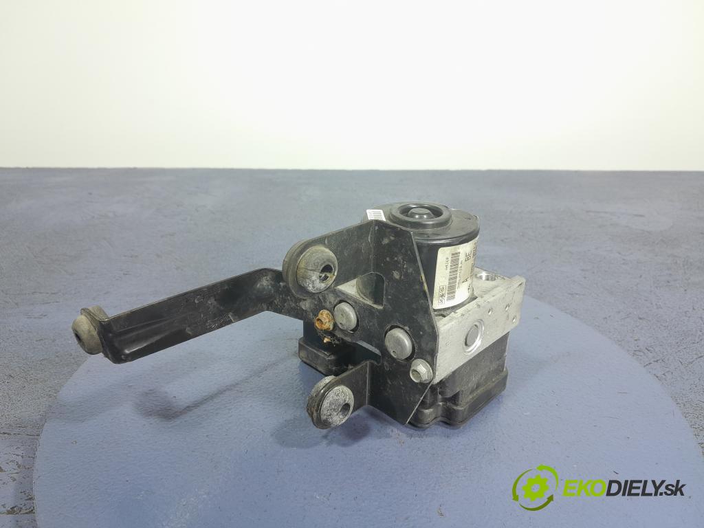 Ford Focus 2006 čerpadlo ABS x 3M51-2M110-JA