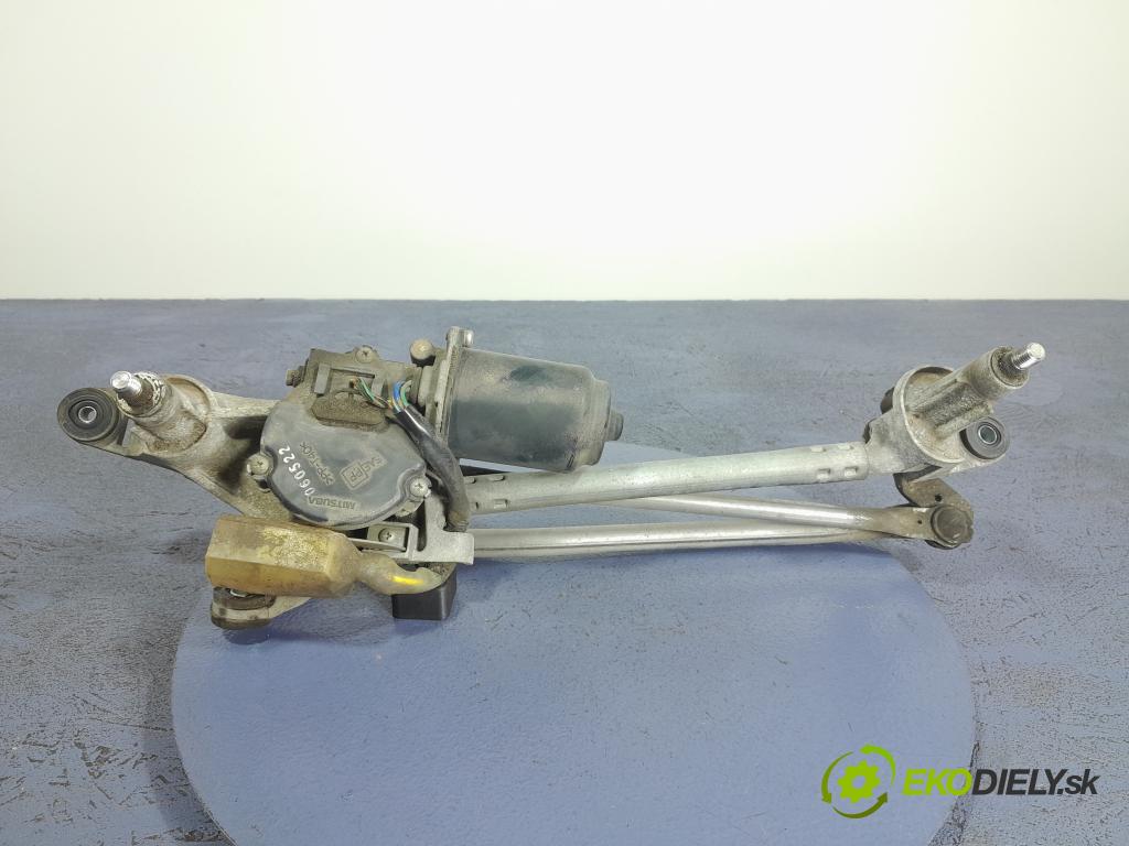 Honda City 2006 mechanismus motorek Stěrače: před 01