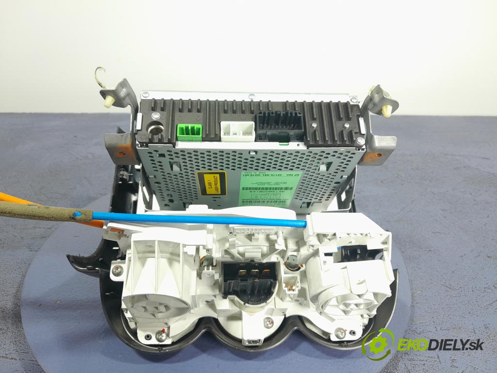 Honda City 2006 Radio I Navigácia: 39100-SEL-G010N5