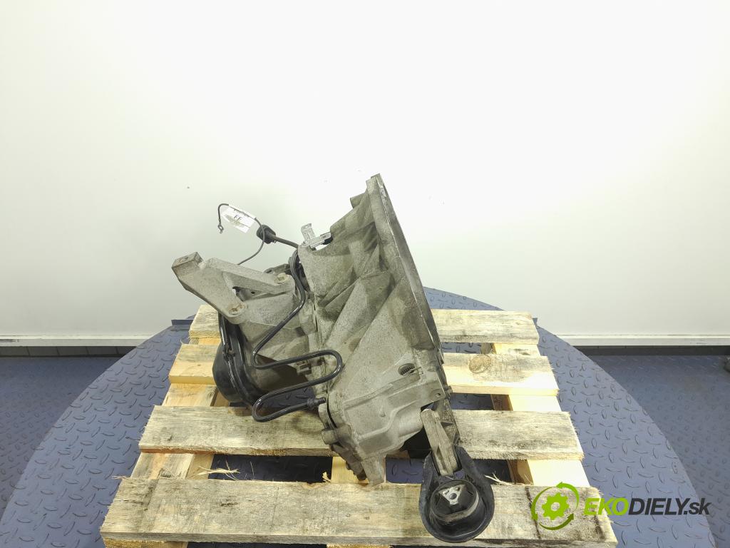 Ford Focus 2006 prevodovka Manualna 3M5R-7002-ND