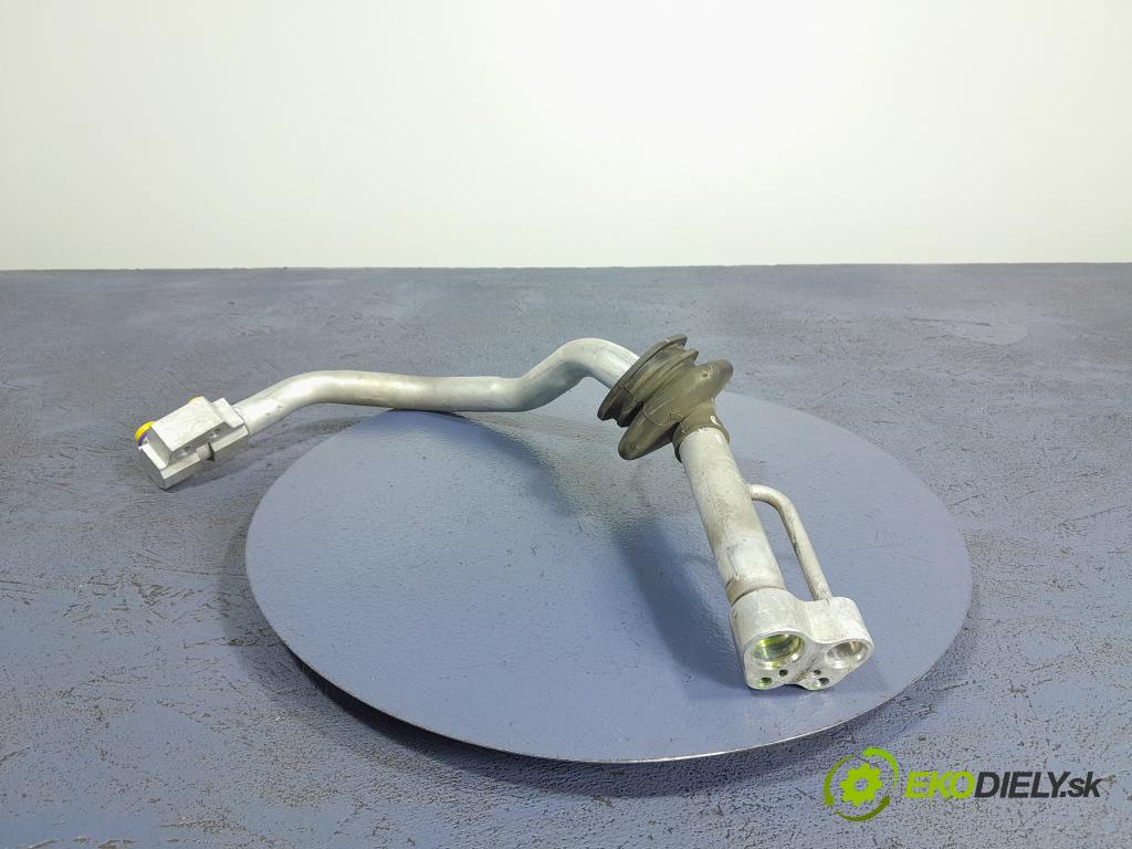 Audi A6 2013 rúrka Klimatizácia: 4G1260712D