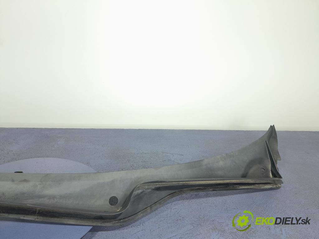 Audi A6 2013 torpédo 4G1819403