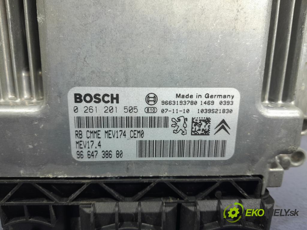 Peugeot 207 2007 řídící jednotka Motor: 9664738680