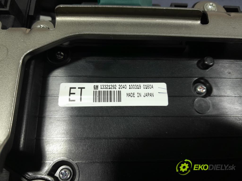 Opel Insignia 2010 Radio I Navigácia: 13326329