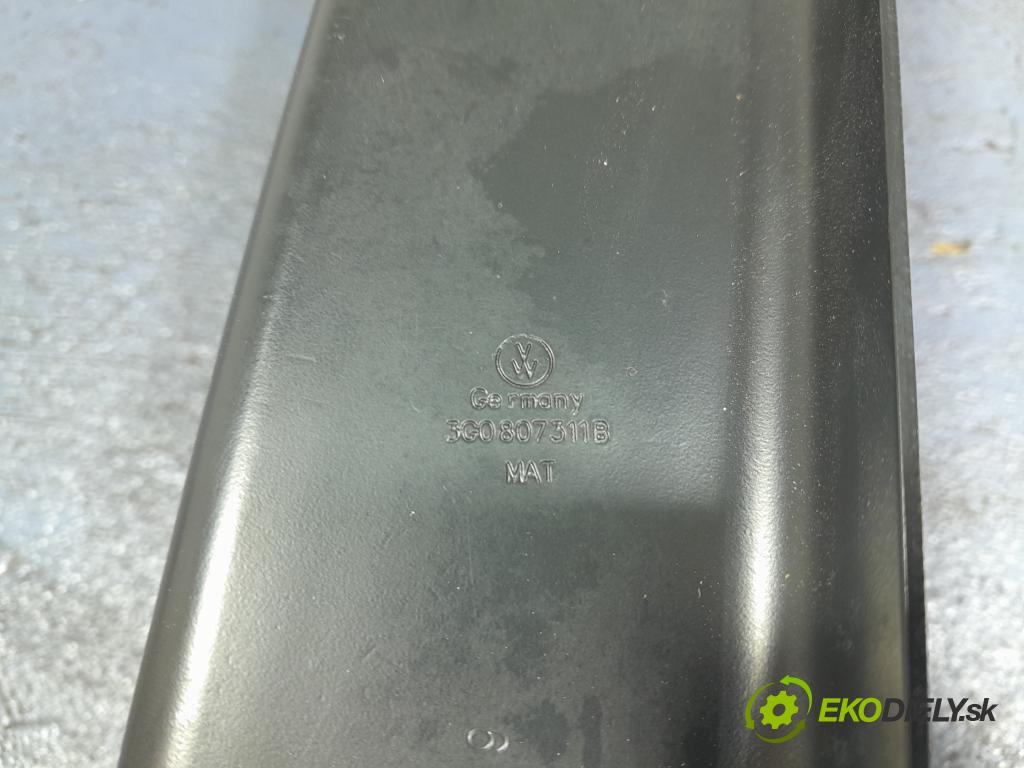 Vw Passat 2017 výztuha narazník Zad: 3G0807311B