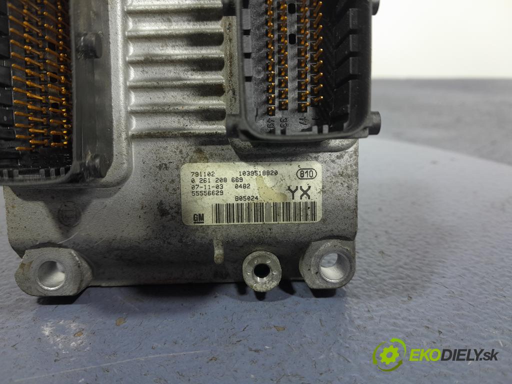 Opel Astra 2007 řídící jednotka Motor: 55556629