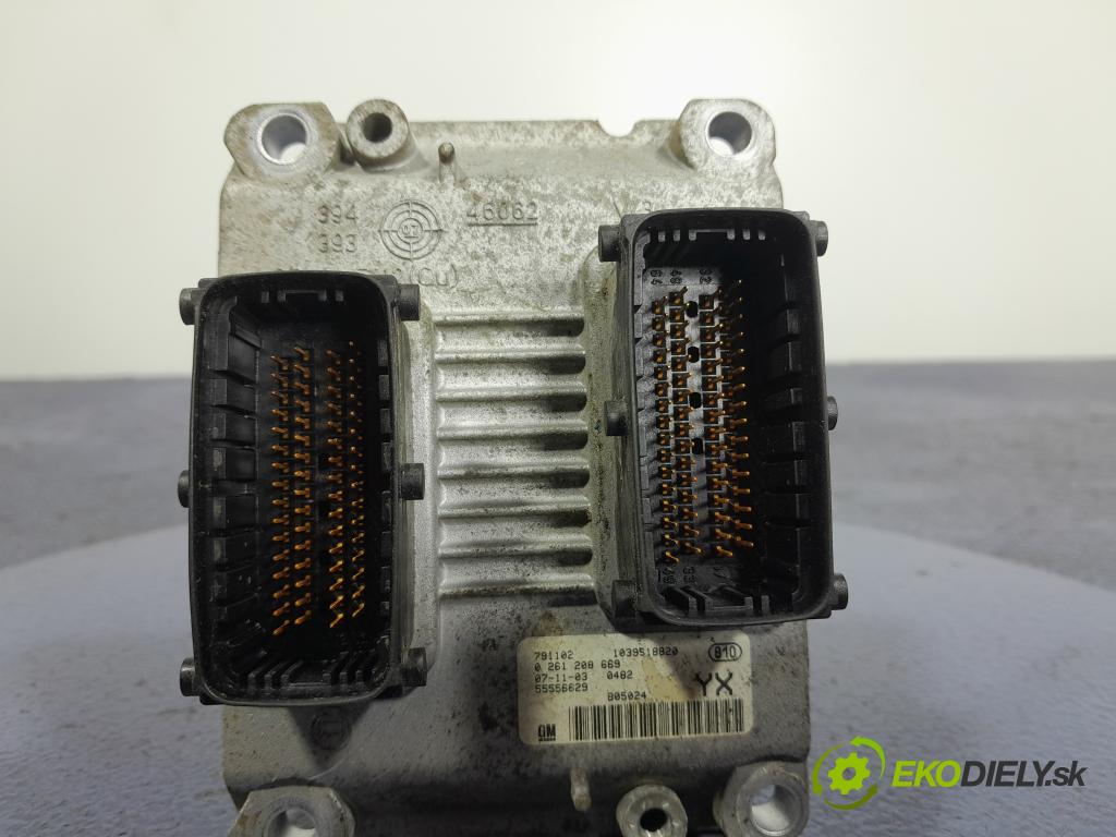 Opel Astra 2007 řídící jednotka Motor: 55556629