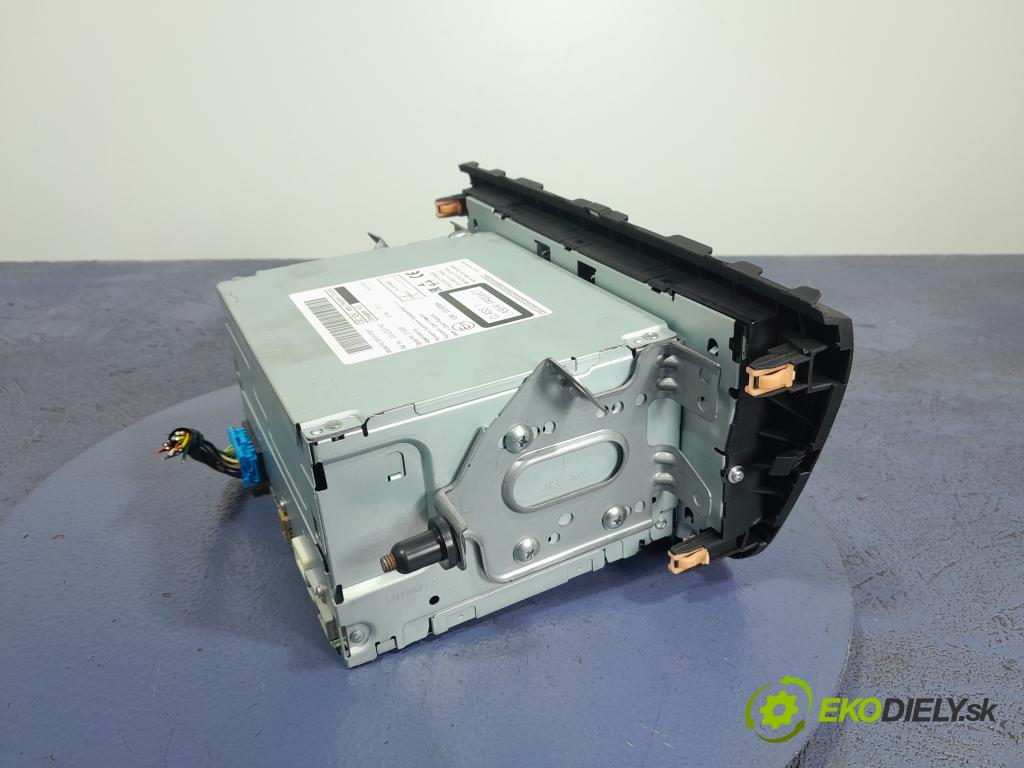 Suzuki Sx4 2015 Radio I Navigácia: 39101-61M11