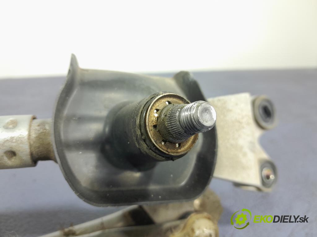 Suzuki Sx4 2015 mechanismus motorek Stěrače: před 38110-61M00