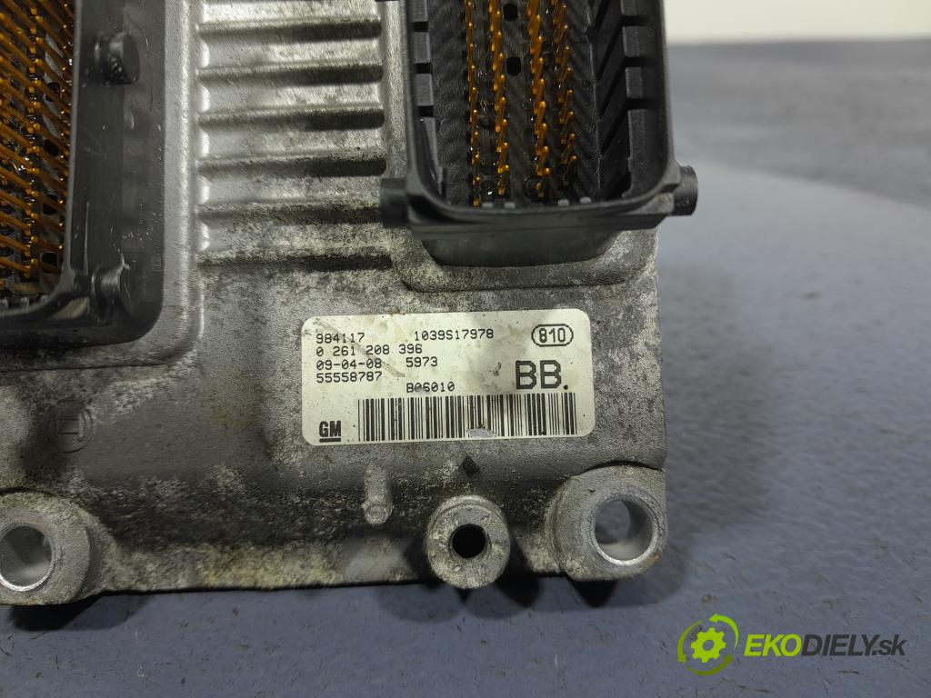 Opel Astra 2009 řídící jednotka Motor: 55558787