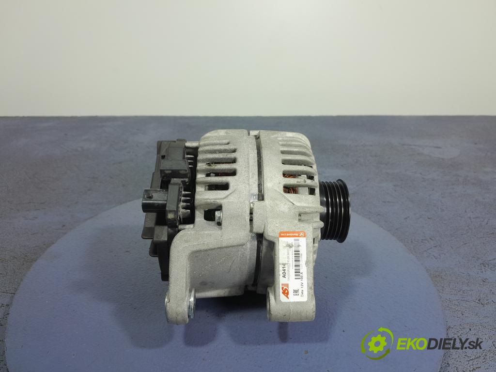 Opel Astra 2009 Alternator A0414
