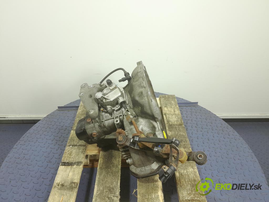 Opel Astra 2009 prevodovka Manualna F13 55565177