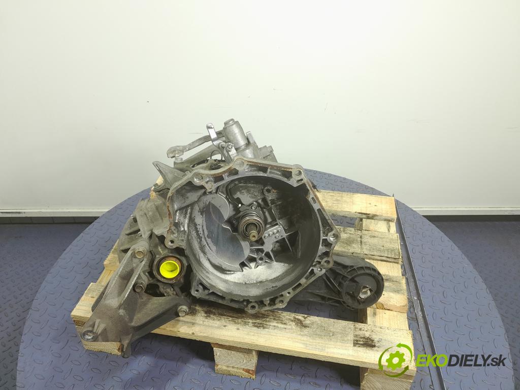 Opel Insignia 2010 prevodovka Manualna M32 55194299