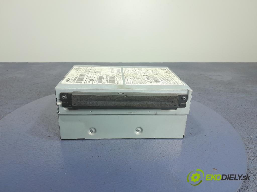 Volvo V40 2014 Radio I Navigácia: 31444184