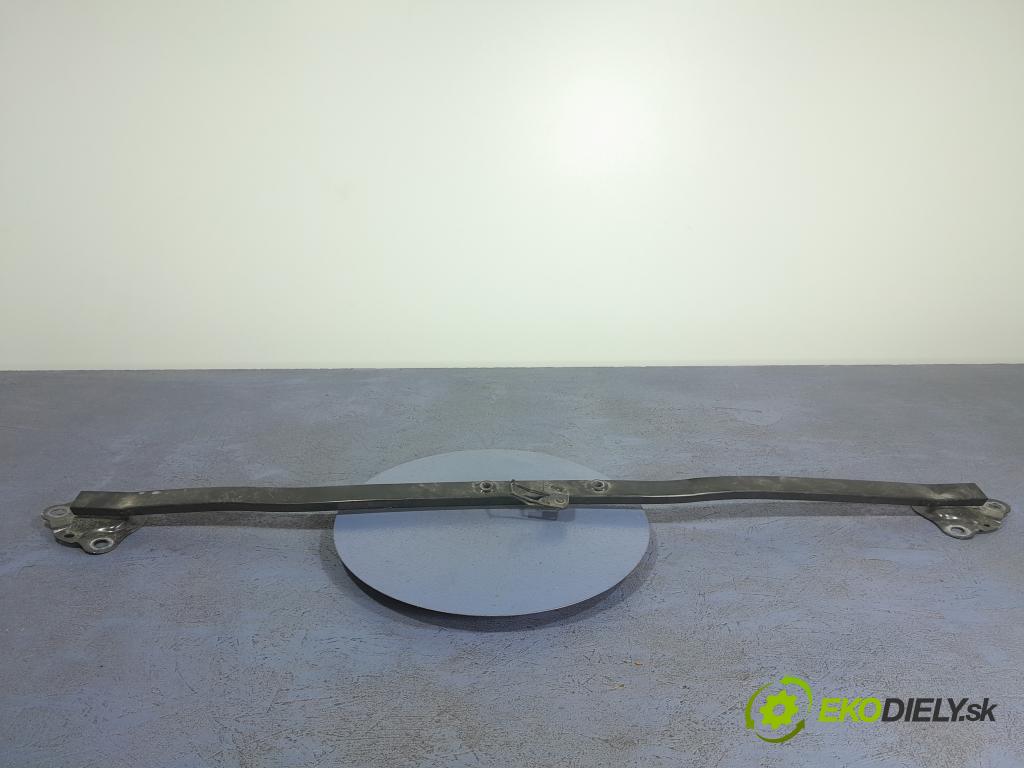 Volvo V40 2014 výztuha Čelní / stěna Přední 31349965
