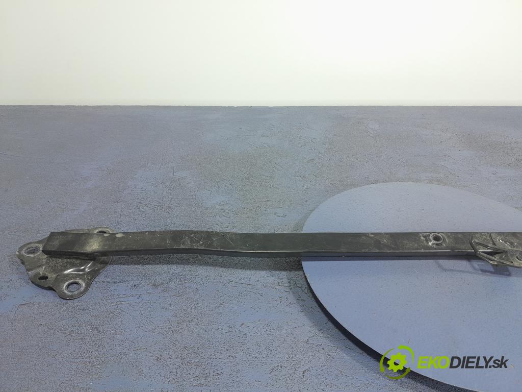 Volvo V40 2014 výztuha Čelní / stěna Přední 31349965
