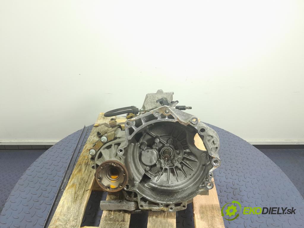 Vw Golf 2003 prevodovka Manualna ERT