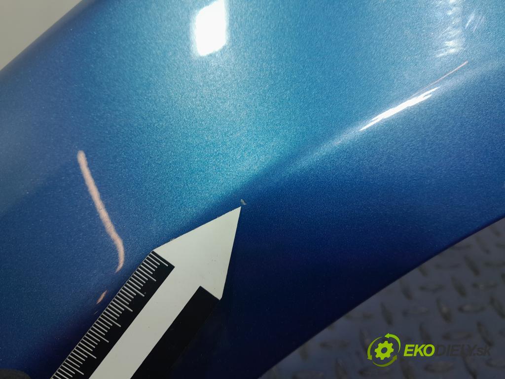 Volvo V40 2014 blatnik před Levý: 01