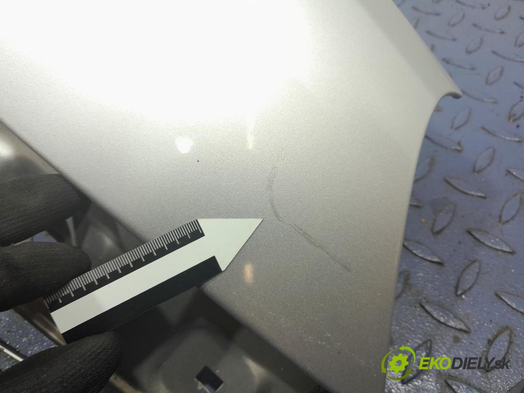 Opel Corsa 2005 blatnik před v pravo: 01