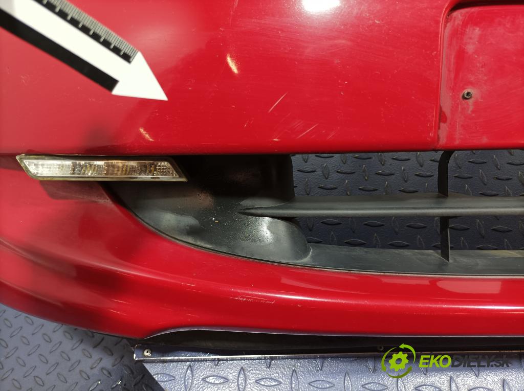 Honda Civic 2005 nárazník před 01