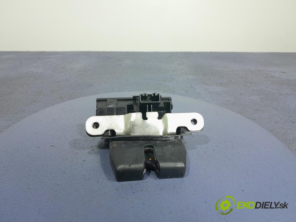 Ford Fiesta 2014 zámek Klapky: kufr 8A61-A442A66-BE
