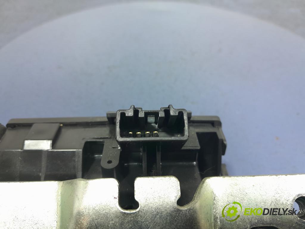 Ford Fiesta 2014 zámek Klapky: kufr 8A61-A442A66-BE
