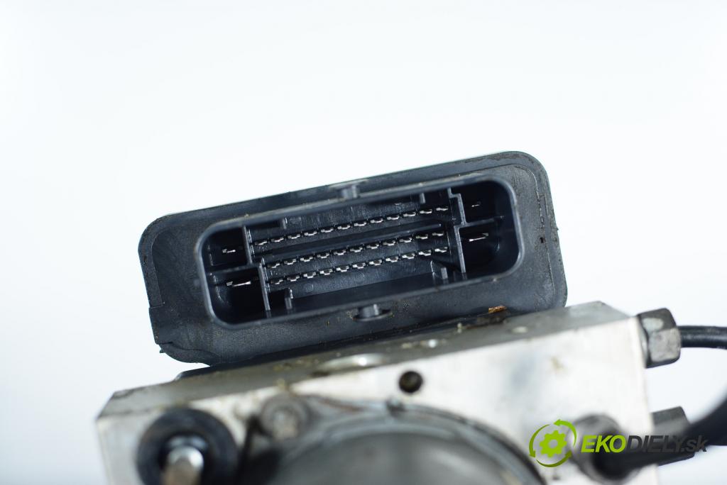 Chrysler Town and country 2015 čerpadlo ABS x P68183803AC