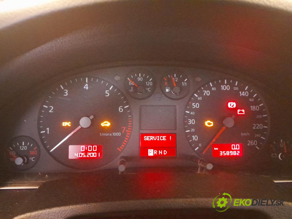 Audi A6 2001 Přístrojová deska 4B0920900K