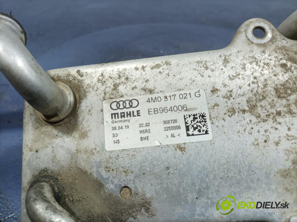 Audi A8 2019 chladič oleja 4M0317021G