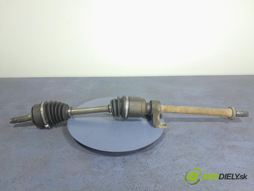 Honda Accord 2004 poloos ľavá Predné 01