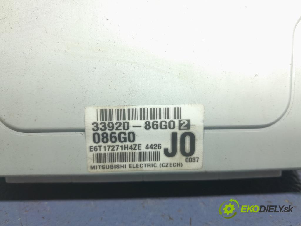 Suzuki Ignis 2004 řídící jednotka Motor: 33920-86G0