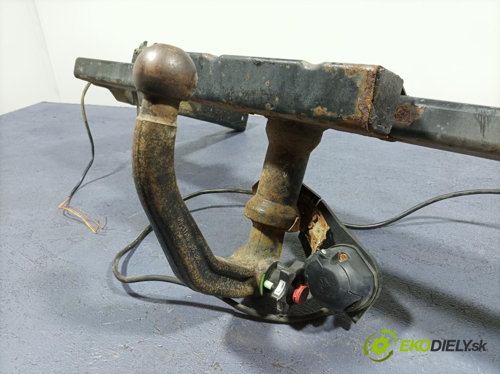 Audi A4 0 oko Do Přívěsy 305322