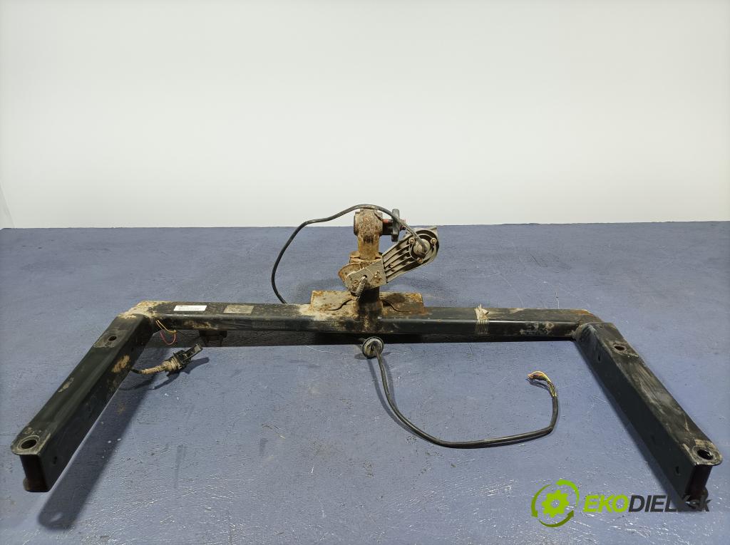 Audi A4 0 oko Do Přívěsy 305322