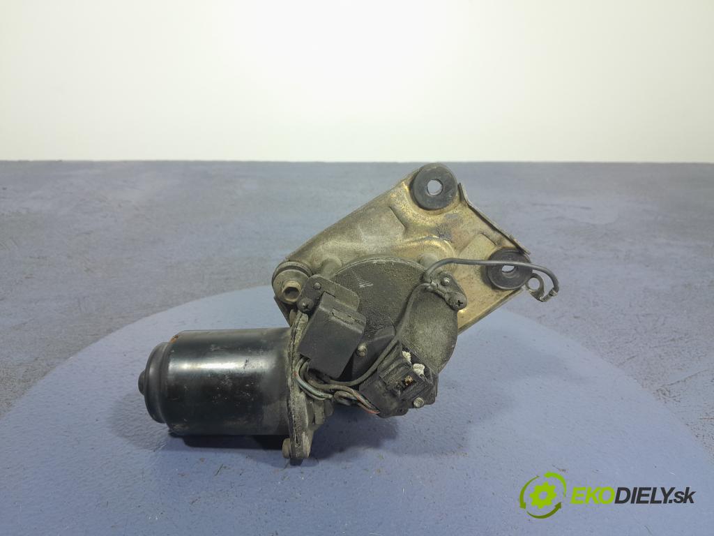 Suzuki Ignis 2004 mechanismus motorek Stěrače: před 01