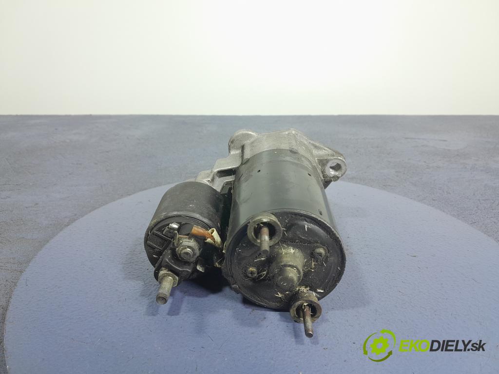 Audi A6 2001 štartér 06B911023