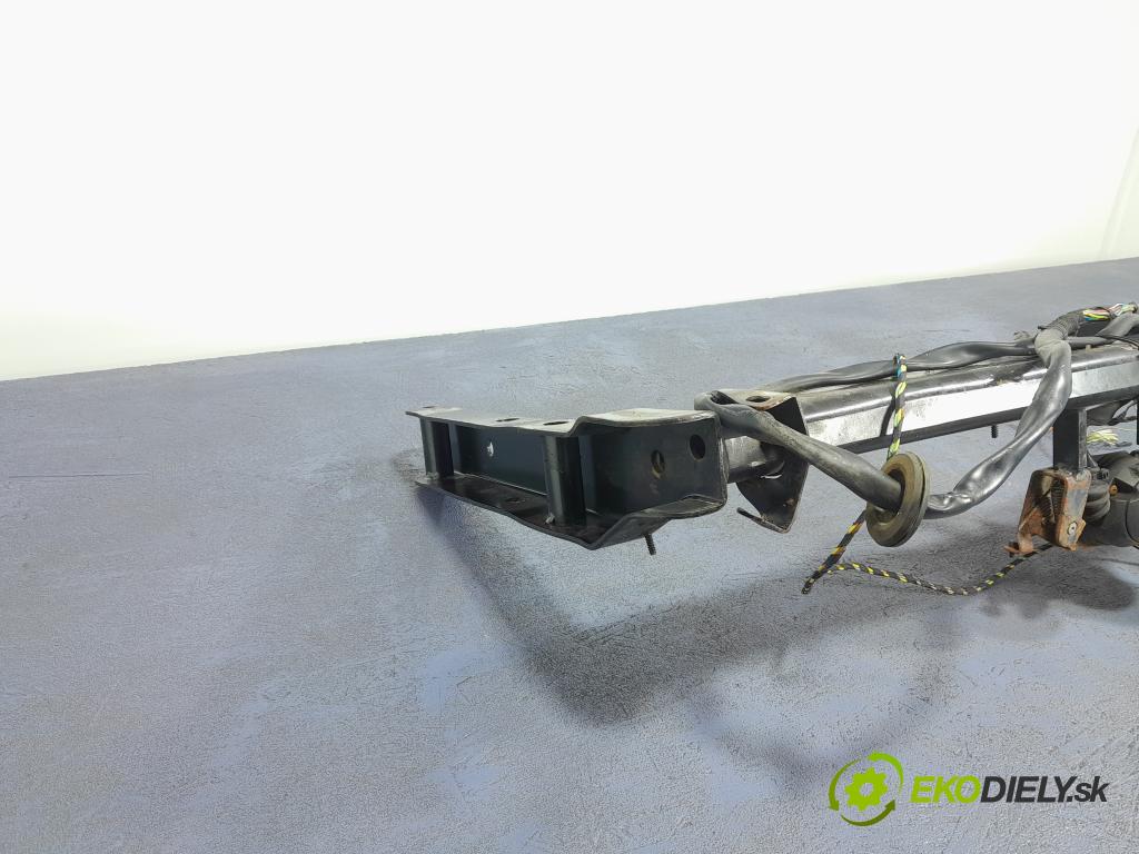 Audi A6 2001 oko Do Přívěsy 4B0092155D
