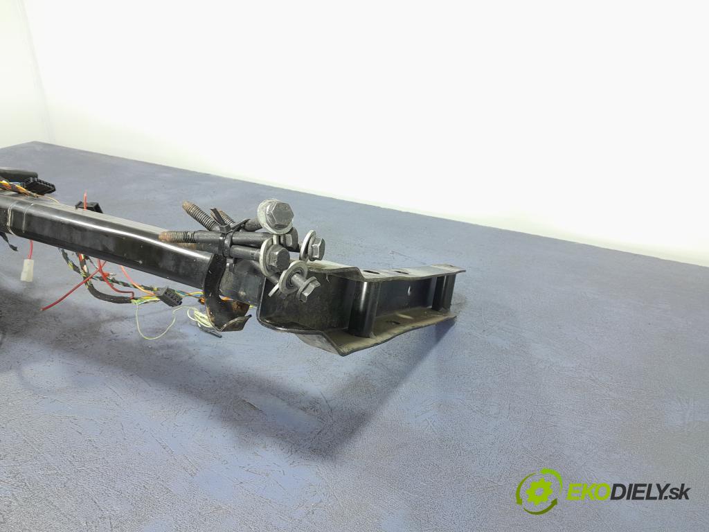 Audi A6 2001 oko Do Přívěsy 4B0092155D