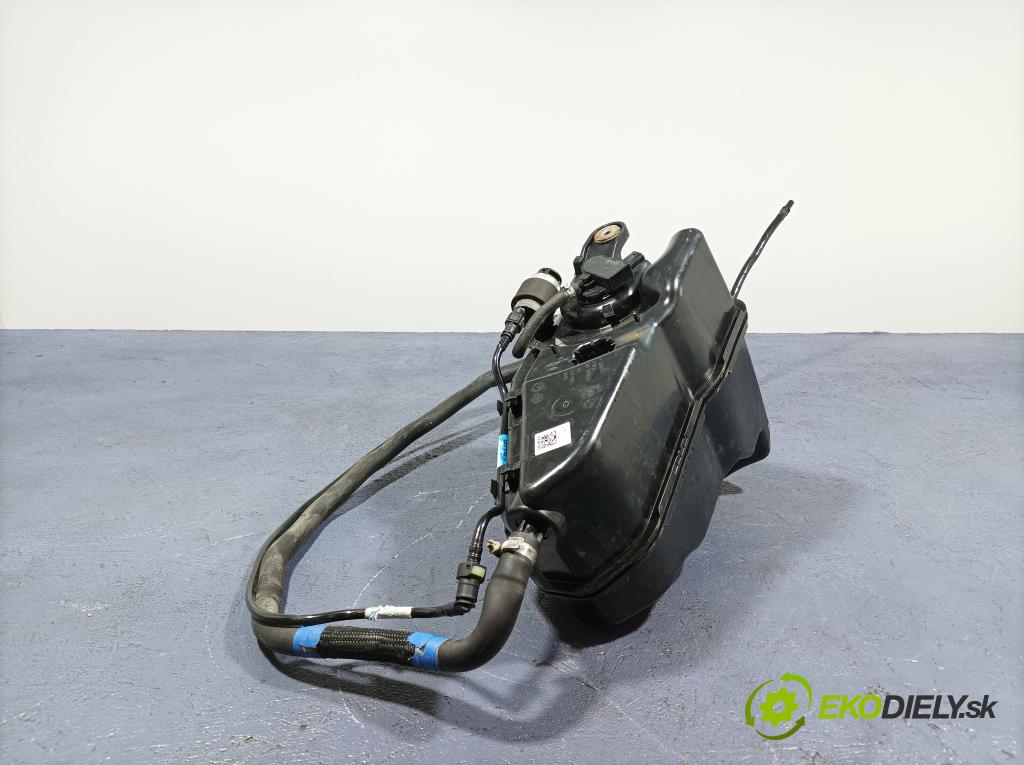 Bmw Seria 5 2019 Nádrž: AdBlue: 7381415