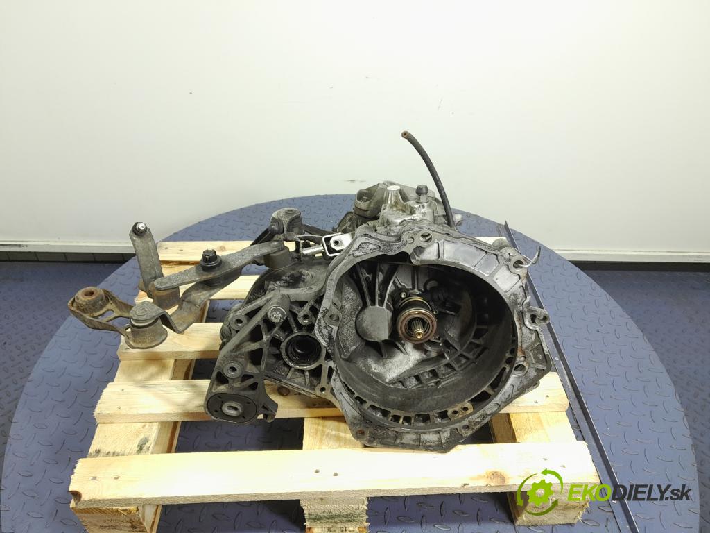 Opel Corsa 2006 prevodovka Manualna F17W355