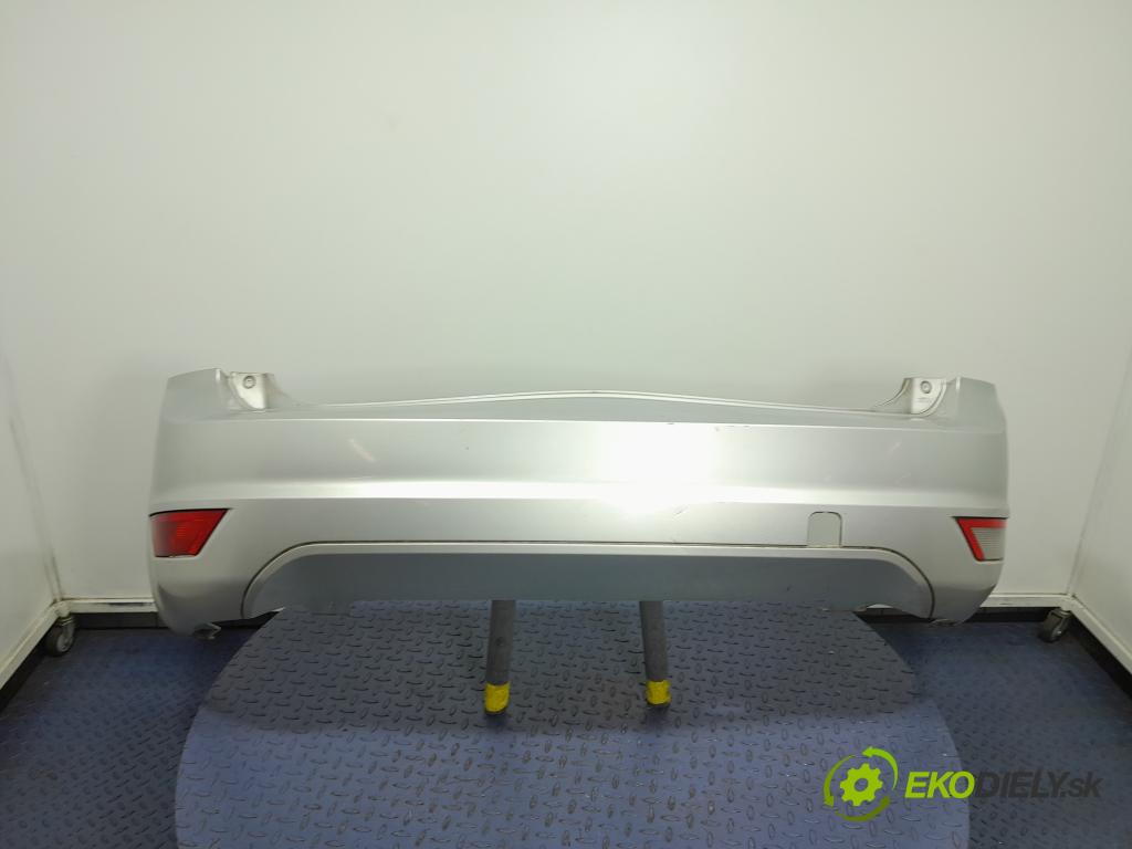Ford Focus 2010 nárazník Zad: 01