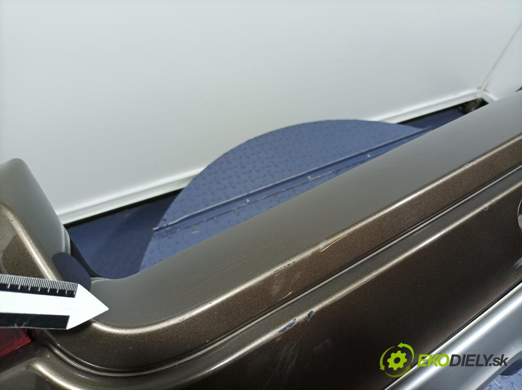 Volvo Xc90 2012 nárazník Zad: 01