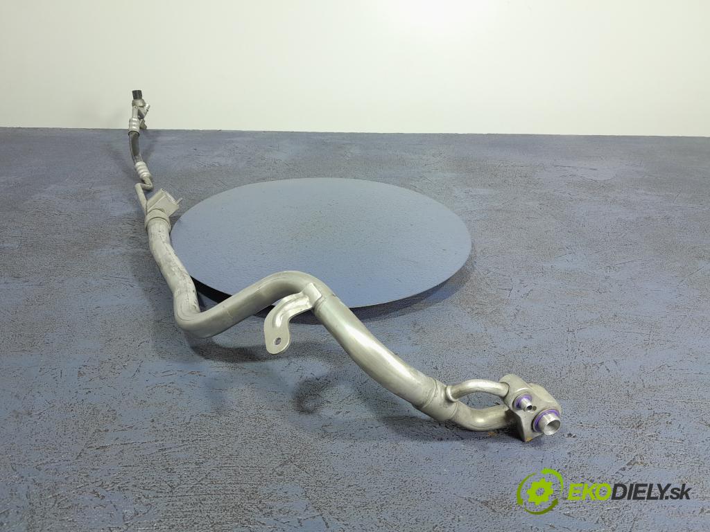 Bmw Seria 5 2019 trubka Klimatizace: 9321598