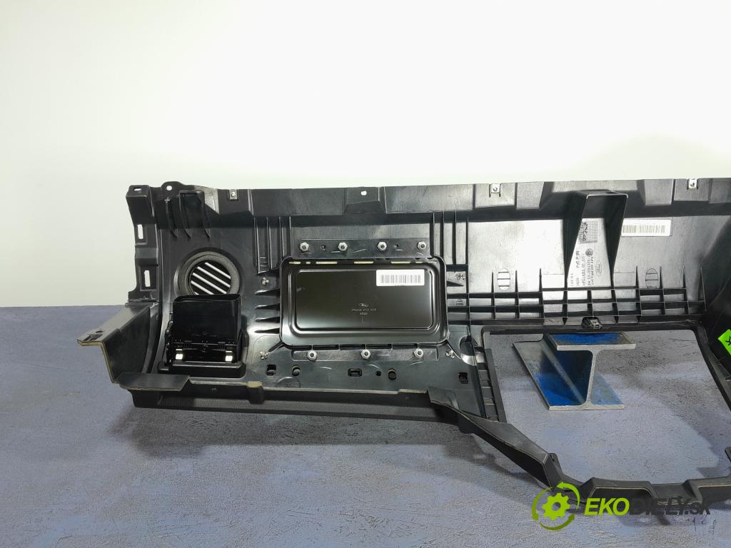 Ford C-max 2007 kokpit,pristrojová doska 3M5X-R04305-AHW