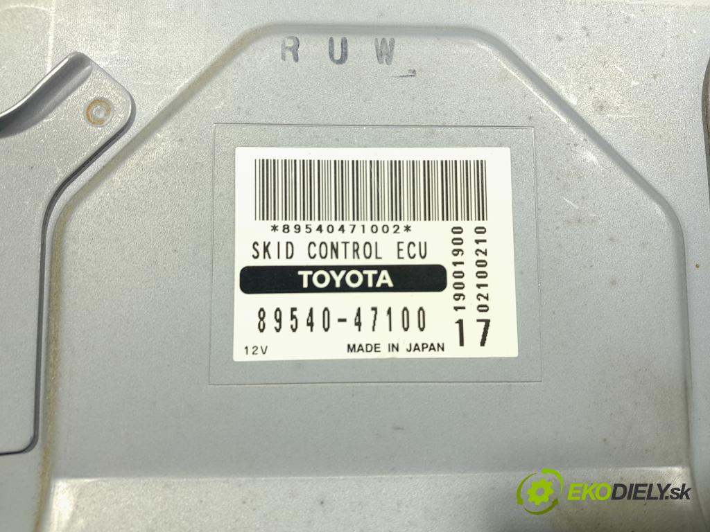 Toyota Prius 2008 řídící jednotka Motor: 89540-47100