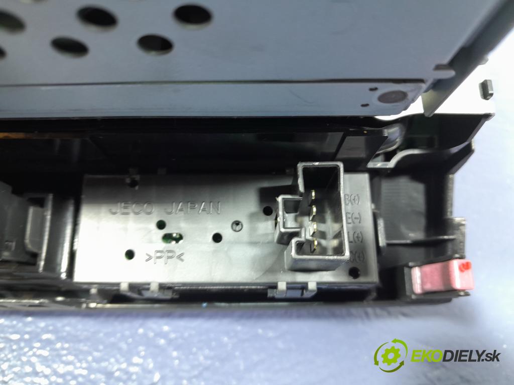 Toyota Prius 2008 Radio I Navigácia: 86110-47081